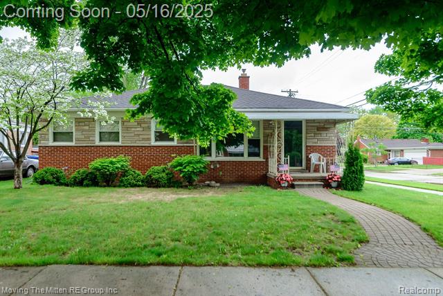 front view picture of 9219 Sioux, Redford, MI. 48239