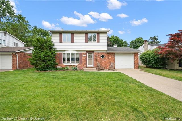 front view picture of 10141 Eckles, Plymouth, MI. 48170