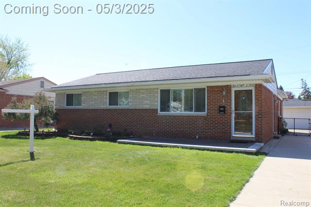 front view picture of 40803 Firwood, Plymouth, MI. 48170