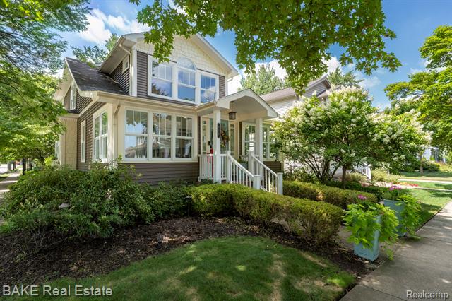 front view picture of 824 Forest, Plymouth, MI. 48170
