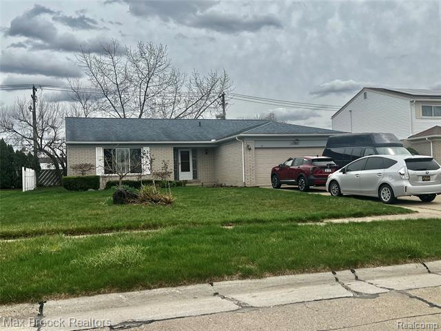 front view picture of 23866 Merrill Ave, Southfield, MI. 48075