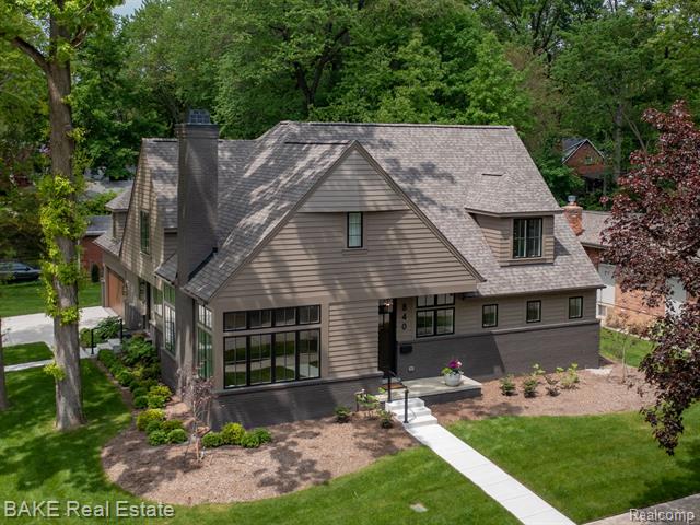 front view picture of 840 Beech Ct, Plymouth, MI. 48170
