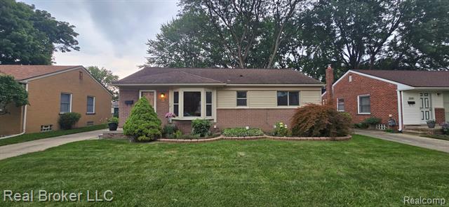 front view picture of 11060 Flamingo, Livonia, MI. 48150