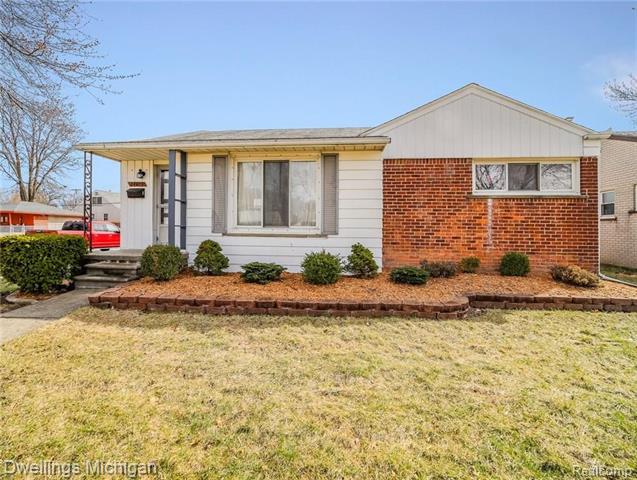 front view picture of 24405 Orangelawn, Redford, MI. 48239