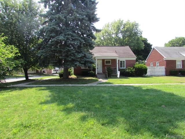 front view picture of 26719 Southwestern, Redford, MI. 48239