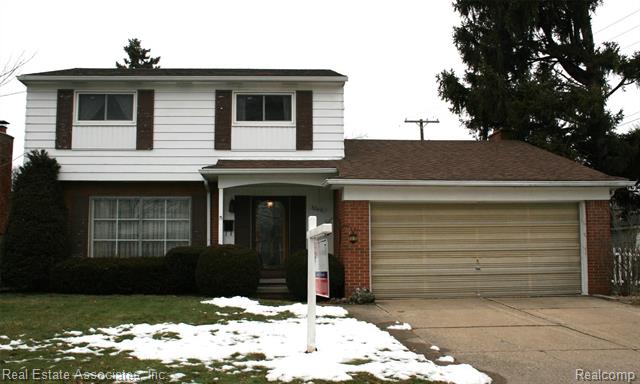 front view picture of 32418 Washington, Livonia, MI. 48150