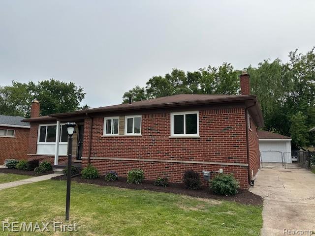 front view picture of 23530 Gardner St, Oak Park, MI. 48237