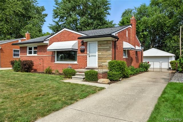 front view picture of 8832 Hillcrest, Livonia, MI. 48150