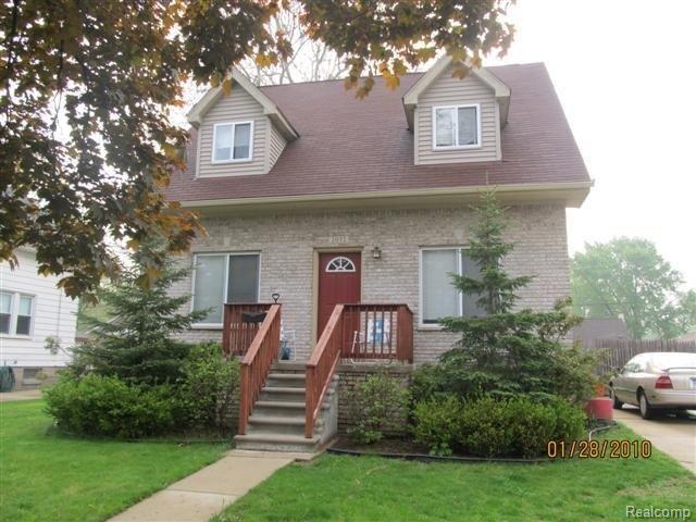 front view picture of 2032 Farrow St, Ferndale, MI. 48220
