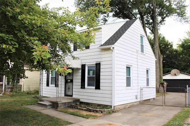 front view picture of 12135 Leverne, Redford, MI. 48239