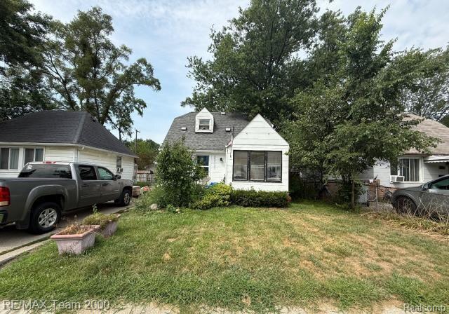 front view picture of 23131 Tawas Ave, Hazel Park, MI. 48030