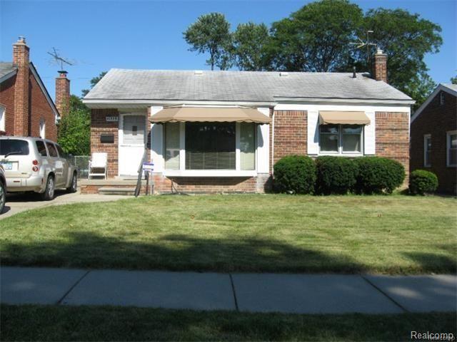 front view picture of 11338 Lenore, Redford, MI. 48239