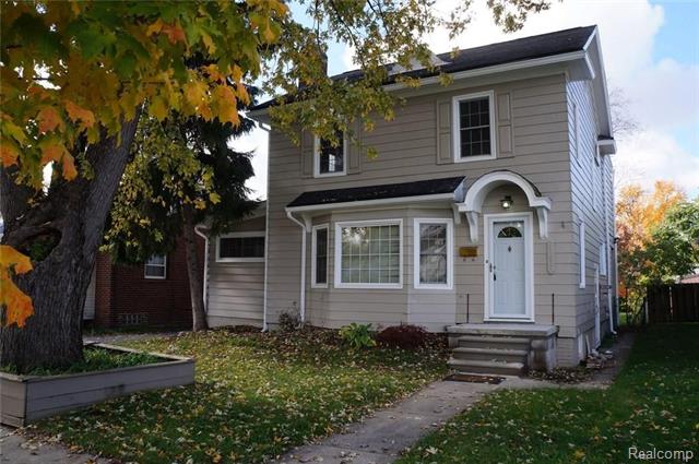 front view picture of 11421 Marion, Redford, MI. 48239