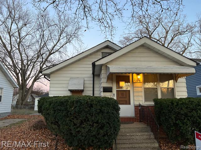 front view picture of 2128 Leitch Rd, Ferndale, MI. 48220