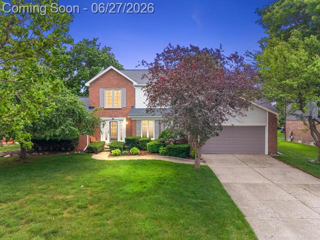 front view picture of 24762 White Plains Dr, Novi, MI. 48374