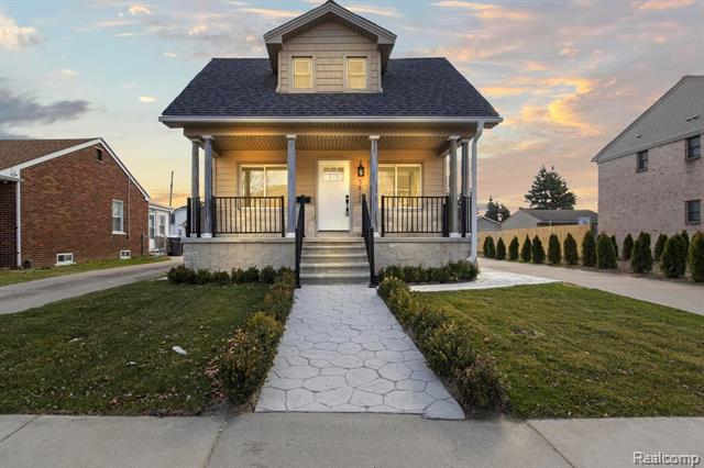 front view picture of 7832 Chase, Dearborn, MI. 48126
