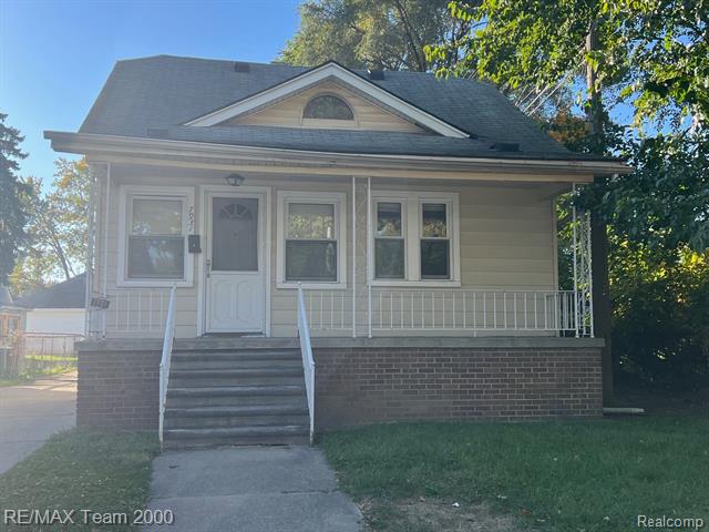 front view picture of 7931 Payne, Dearborn, MI. 48126