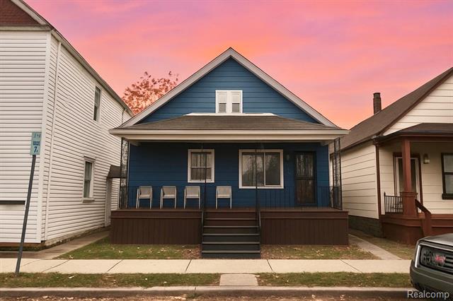 front view picture of 3044 Hanley, Hamtramck, MI. 48212