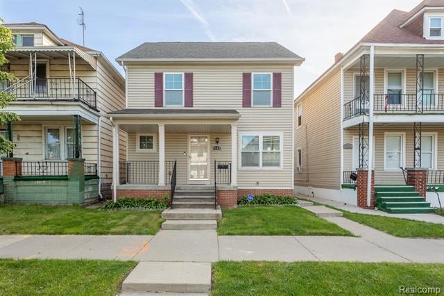 front view picture of 9345 Mitchell, Hamtramck, MI. 48212