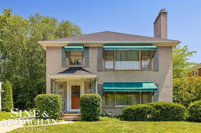 front view picture of 840 Harcourt, Grosse Pointe, MI. 48230