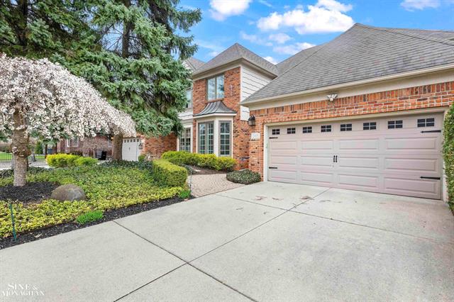 front view picture of 968 Trombley, Grosse Pointe, MI. 48230