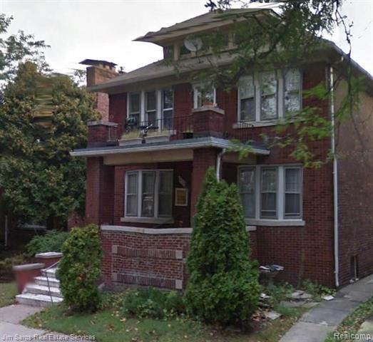 front view picture of 872 Beaconsfield, Grosse Pointe, MI. 48230