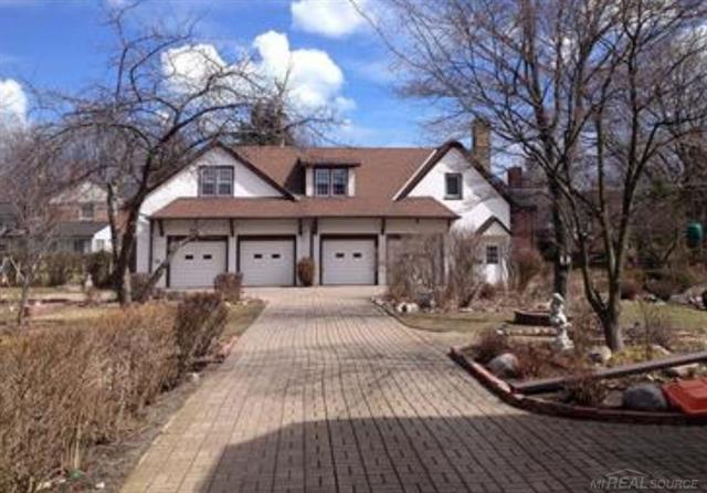 front view picture of 1008 Bishop, Grosse Pointe, MI. 48230