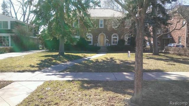 front view picture of 1349 Devonshire, Grosse Pointe, MI. 48230