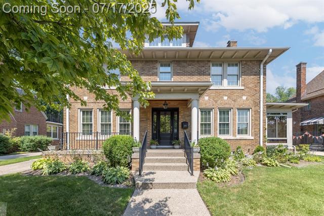 front view picture of 1234 Bedford, Grosse Pointe, MI. 48230