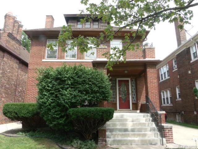 front view picture of 1346 Somerset, Grosse Pointe, MI. 48230