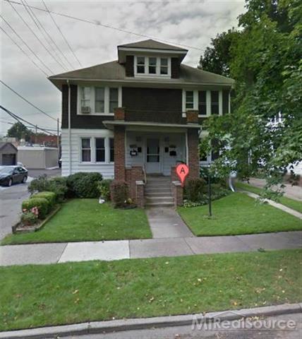front view picture of 1215 Beaconsfield, Grosse Pointe, MI. 48230