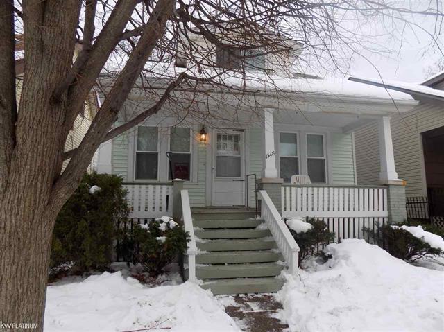 front view picture of 1348 Wayburn, Grosse Pointe, MI. 48230
