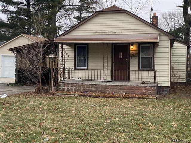 front view picture of 23384 Tawas Ave, Hazel Park, MI. 48030