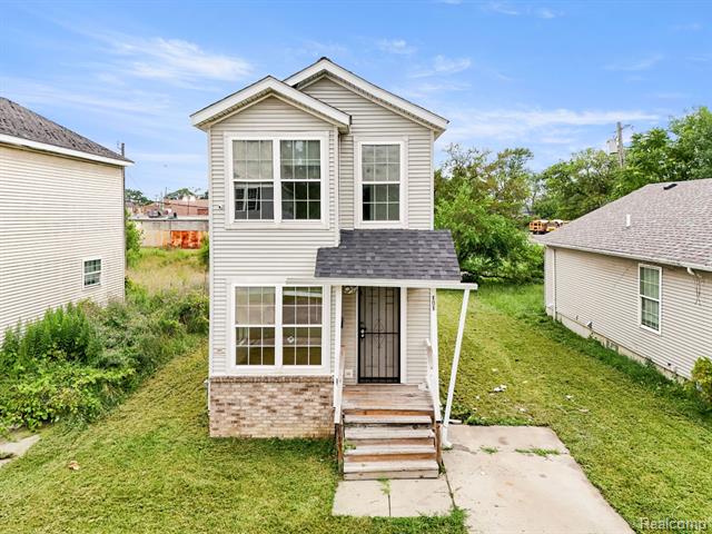 front view picture of 101 Stevens, Highland Park, MI. 48203