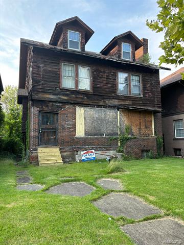 front view picture of 129 Rhode Island, Highland Park, MI. 48203