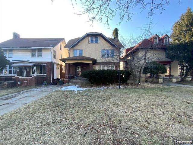 front view picture of 98 Mclean, Highland Park, MI. 48203