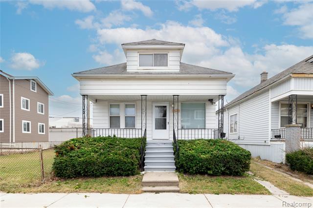front view picture of 5170 Evaline, Hamtramck, MI. 48212