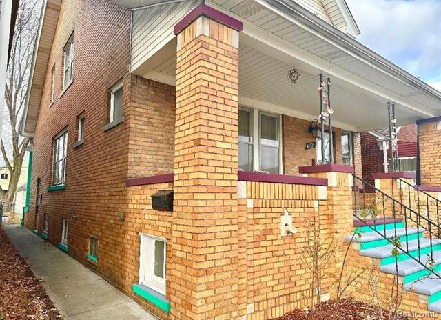 front view picture of 3929 Caniff, Hamtramck, MI. 48212