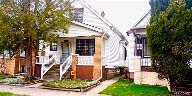 front view picture of 2371 Pulaski, Hamtramck, MI. 48212