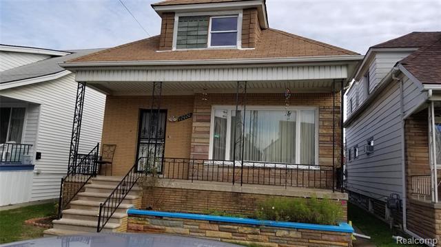 front view picture of 12020 Charest, Hamtramck, MI. 48212