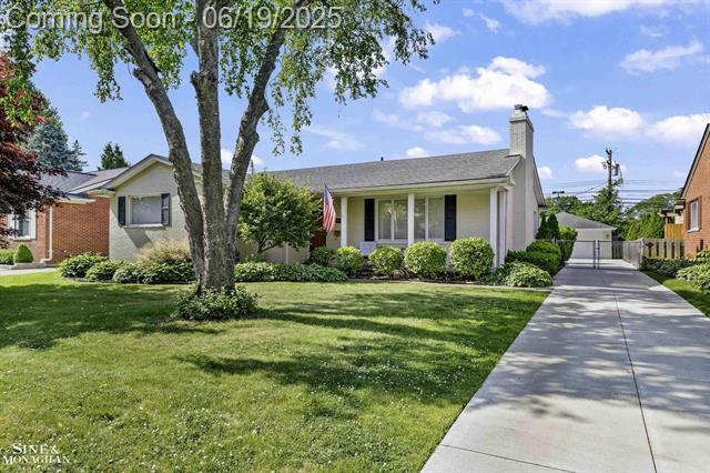 front view picture of 763 Anita Ave, Grosse Pointe, MI. 48236
