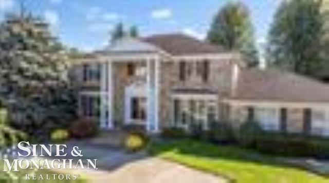 front view picture of 21 Stillmeadow Lane, Grosse Pointe, MI. 48236