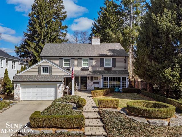 front view picture of 130 Merriweather Rd, Grosse Pointe, MI. 48236