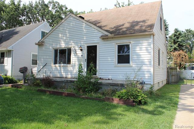 front view picture of 23345 Tawas Ave, Hazel Park, MI. 48030