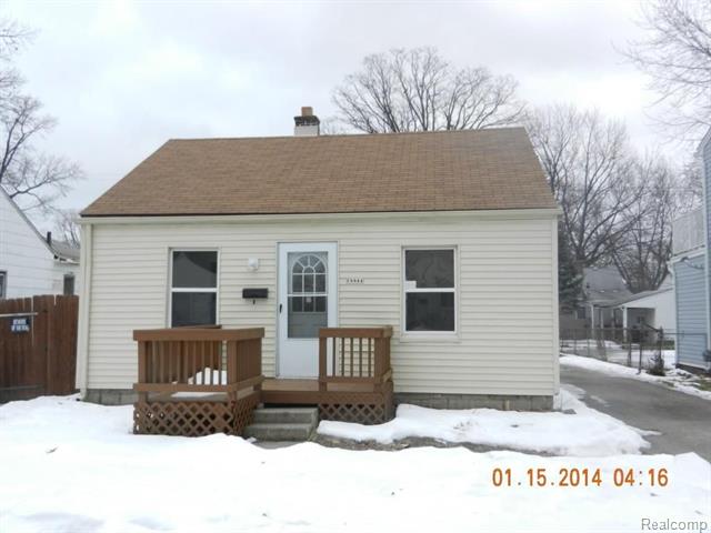 front view picture of 23344 Tawas Ave, Hazel Park, MI. 48030