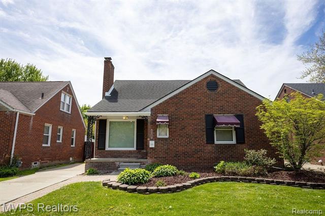 front view picture of 20914 Woodmont, Harper Woods, MI. 48225