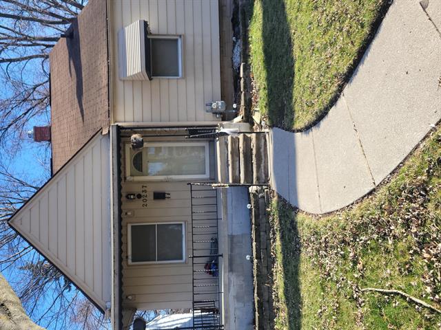 front view picture of 20237 Kingsville, Harper Woods, MI. 48225