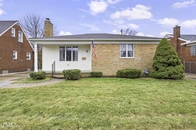 front view picture of 21306 Brierstone, Harper Woods, MI. 48225