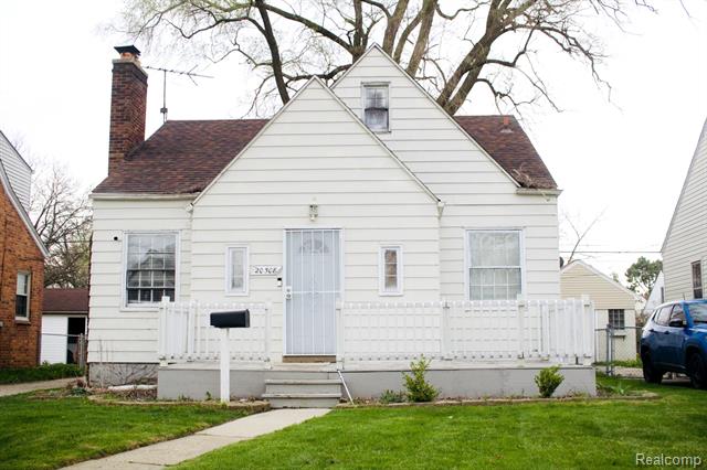 front view picture of 20508 Washtenaw, Harper Woods, MI. 48225