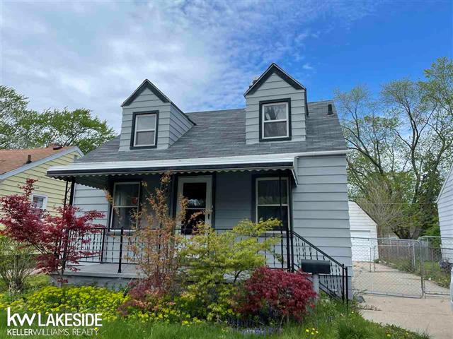 front view picture of 18745 Elkhart, Harper Woods, MI. 48225